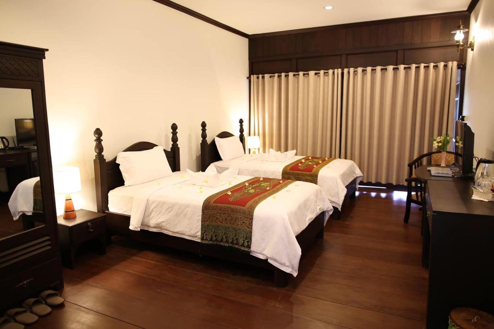 Phubachiang Golf & Resort Pakse Exterior foto